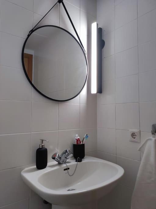 Estudio Ideal Parejas 100M De La Playa Ampuriabrava Exterior foto
